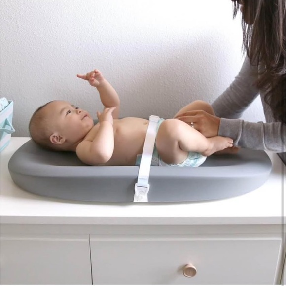 Hatch Grow Smart Changing Pad and Scale (Grey) - Picture 1 of 6